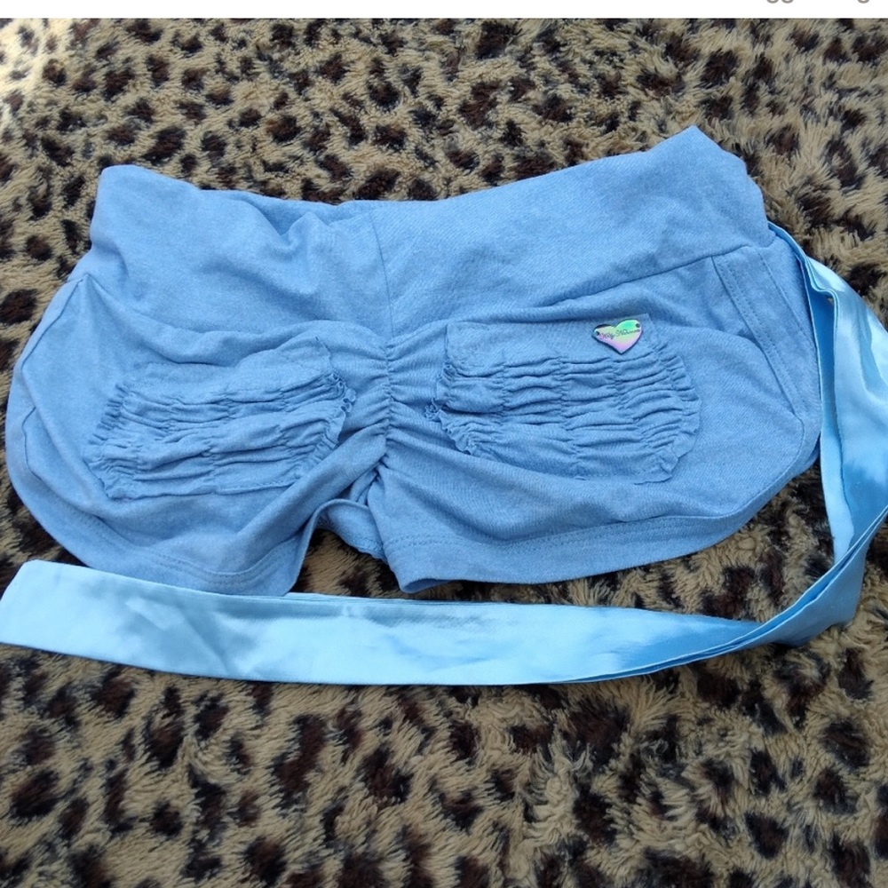 ISO CUTE BOOTY LOUNGE SHORTS